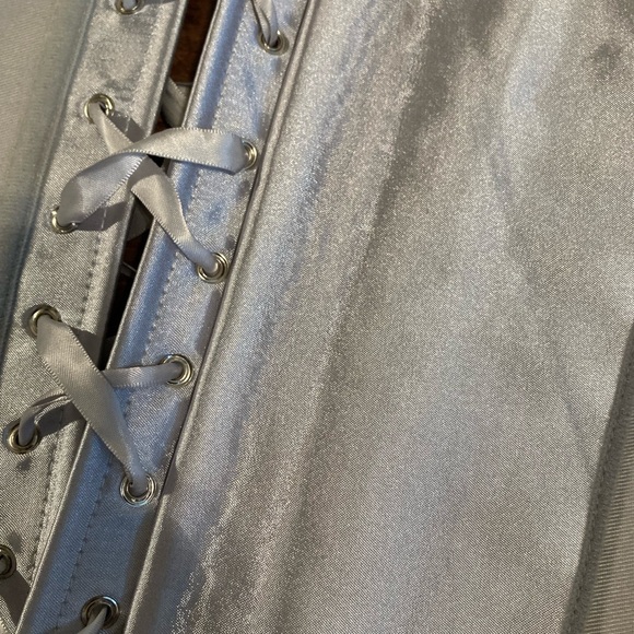 Chicastic corset - Picture 3 of 7